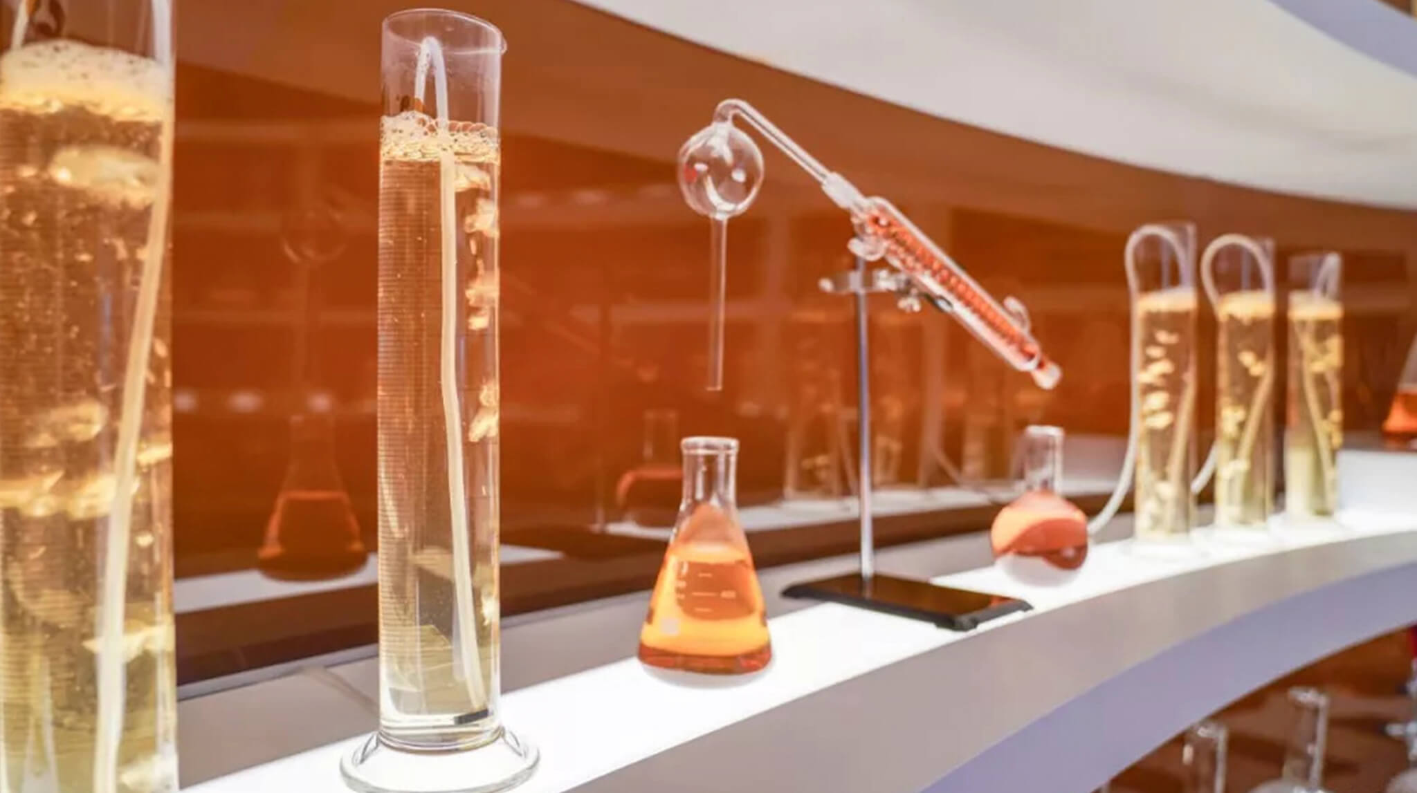 One art installation in an immersive experiential brand event in Shanghai. A lab full of kinetic potions.
